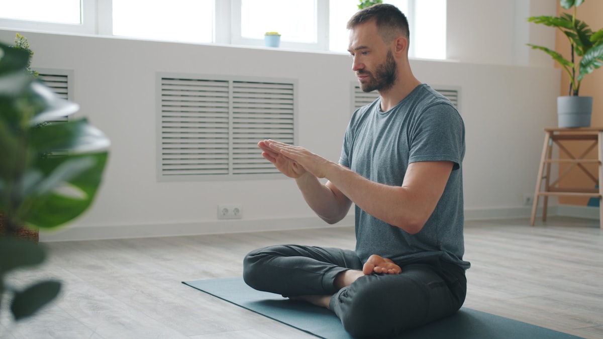 Yoga gyakorlat otthonban